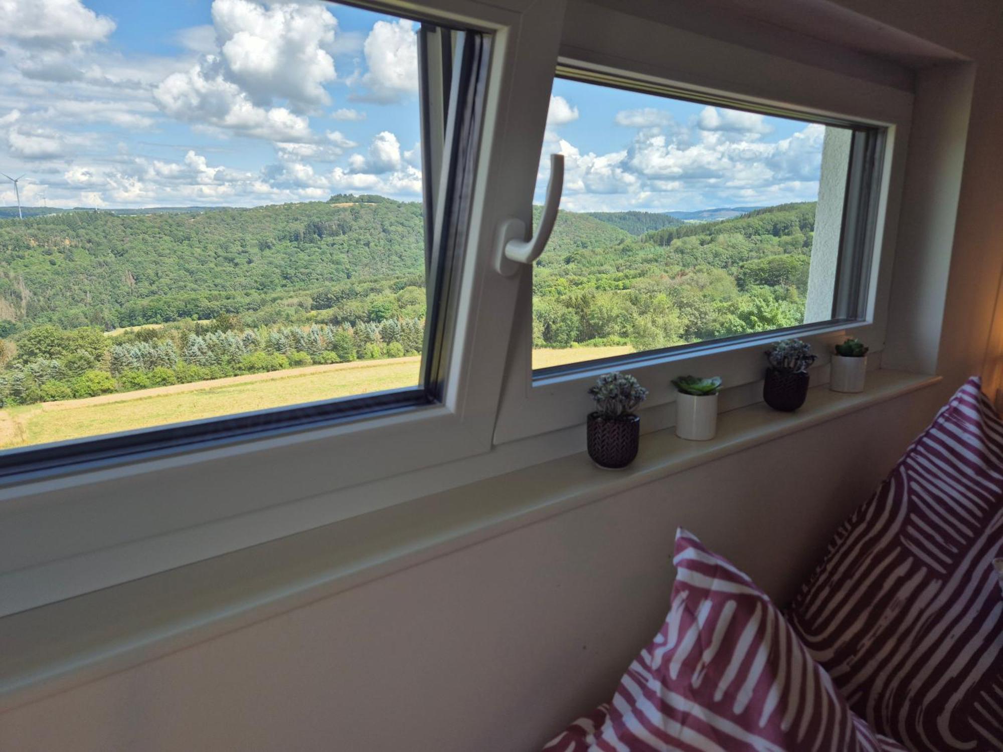 Serenity Vista Retreat Bnb Bescheid Buitenkant foto