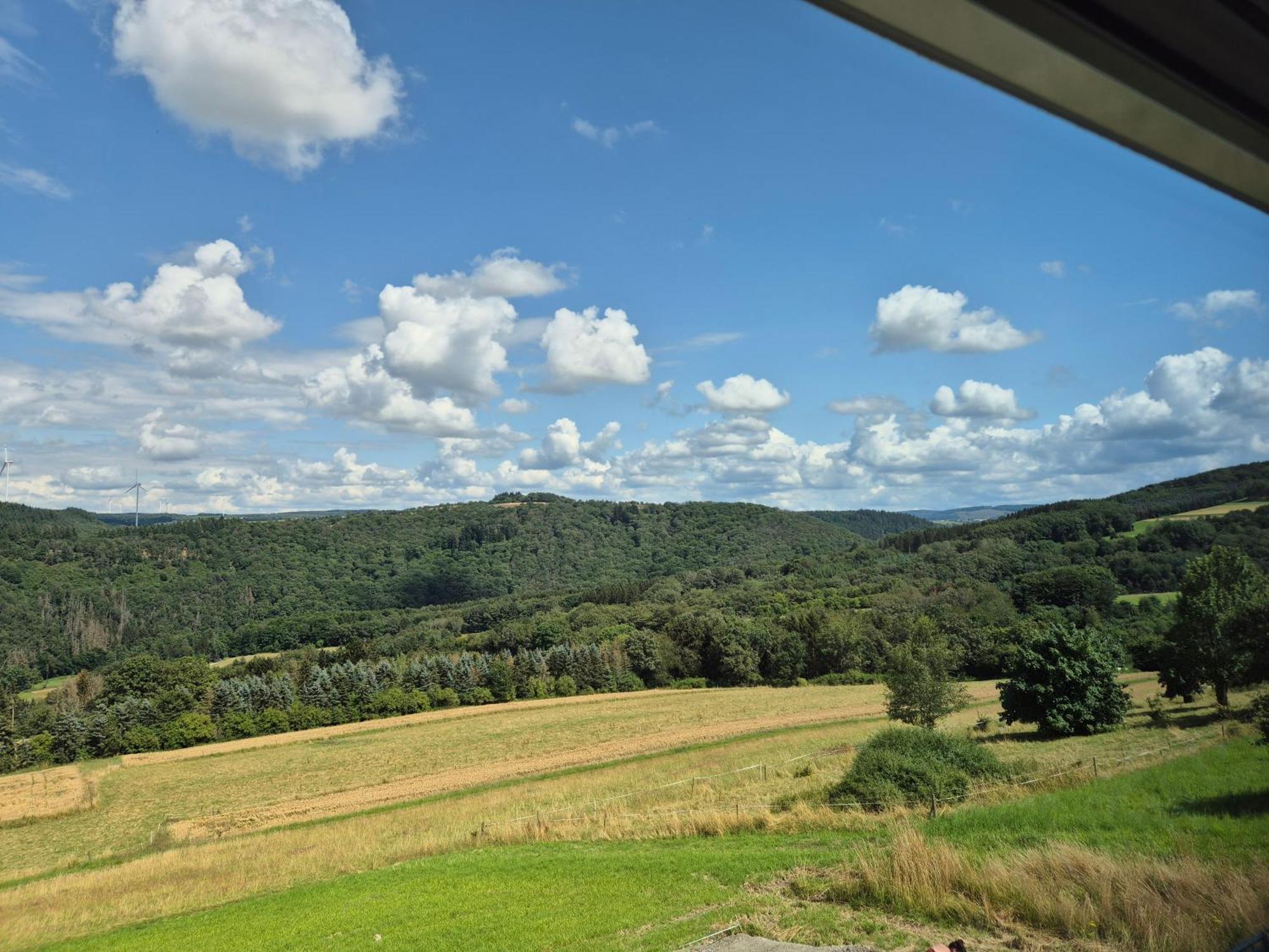 Serenity Vista Retreat Bnb Bescheid Buitenkant foto
