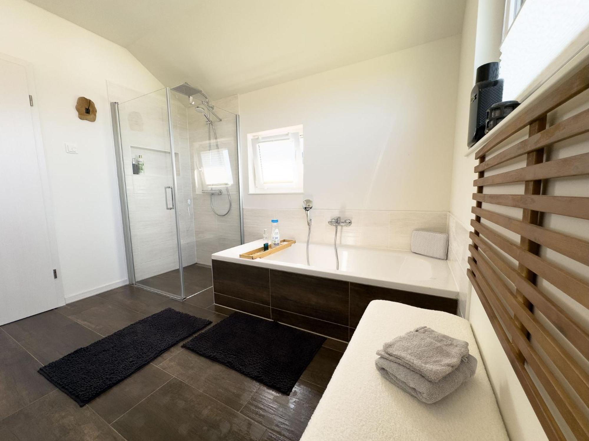 Serenity Vista Retreat Bnb Bescheid Buitenkant foto