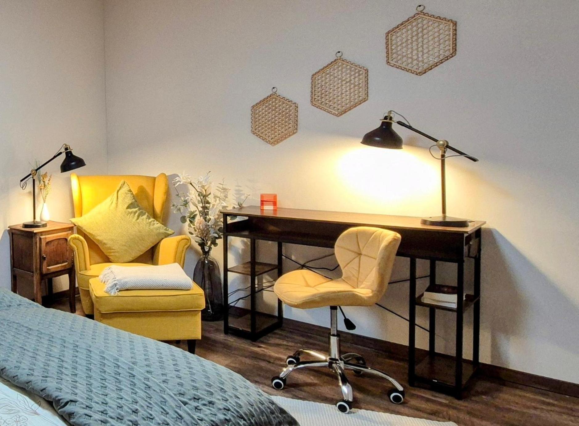 Serenity Vista Retreat Bnb Bescheid Buitenkant foto