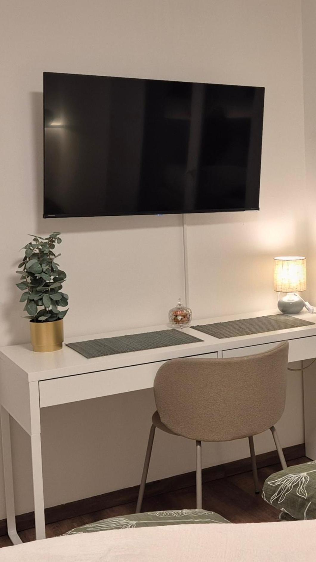Serenity Vista Retreat Bnb Bescheid Buitenkant foto