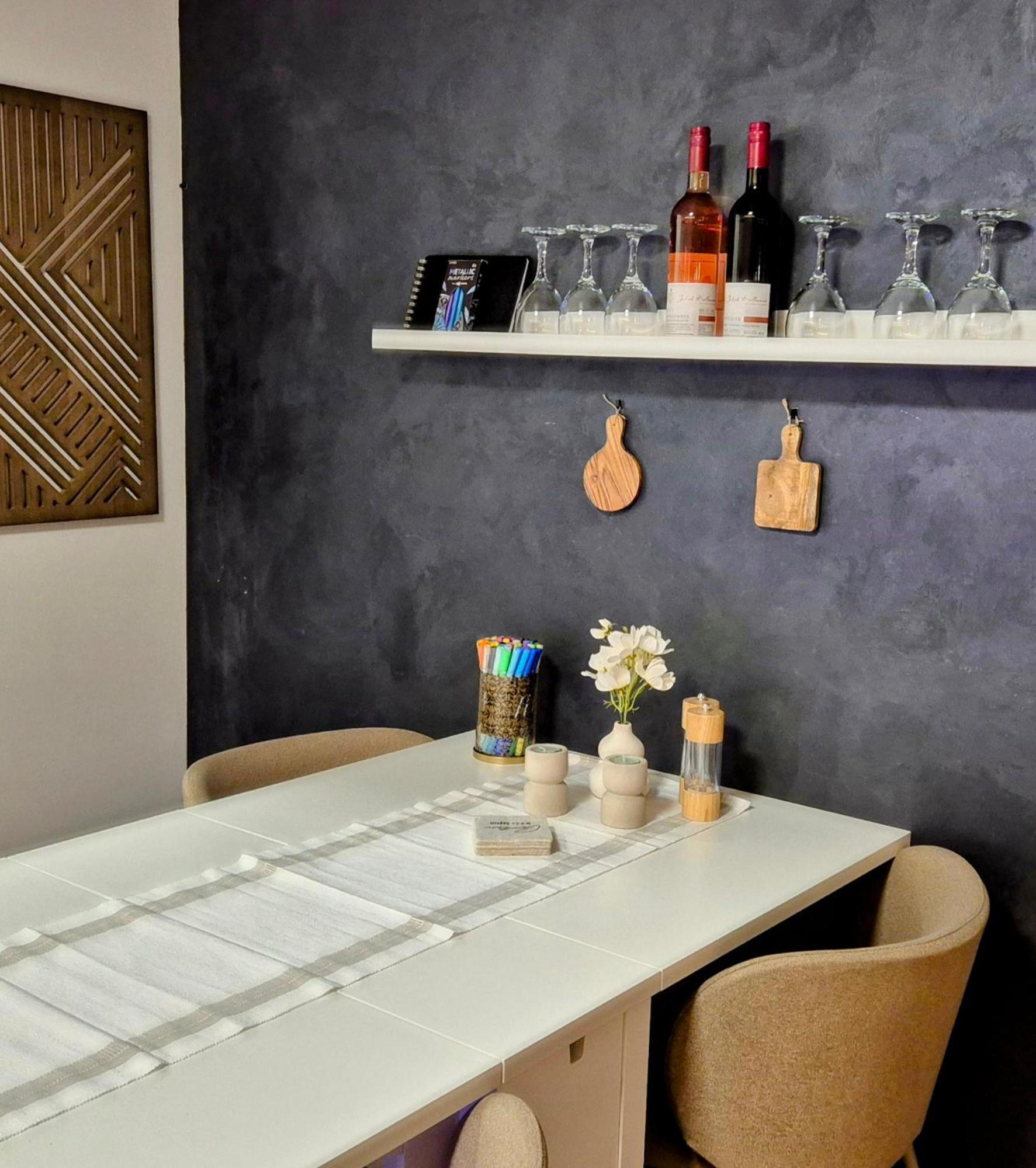 Serenity Vista Retreat Bnb Bescheid Buitenkant foto