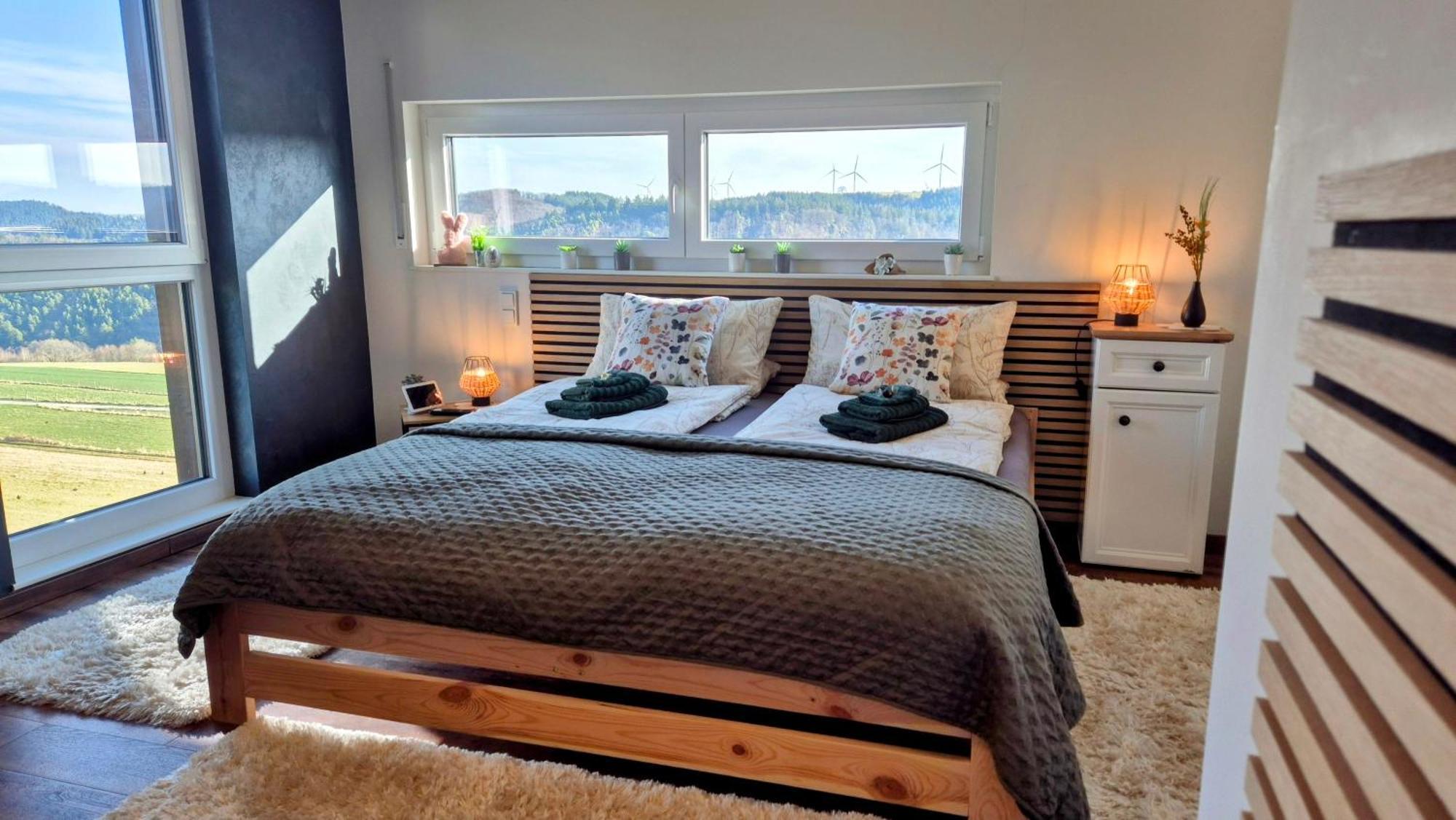 Serenity Vista Retreat Bnb Bescheid Buitenkant foto